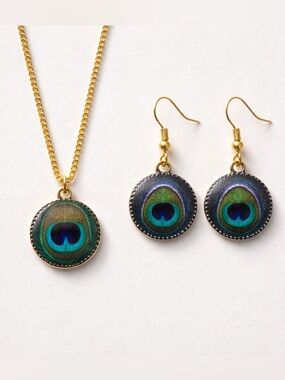 18k Gold plated Peacock Feather Pendant Necklace and Earrings Set
